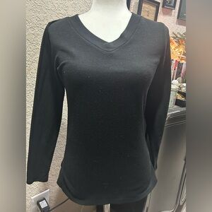Classic Black V-Neck Women's long sleeve